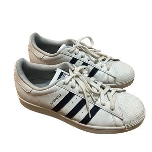adidas gazelle silver green womens Superstar Original Shell Toe Grade School Lifestyle Shoe (Core Black/White) main image 0